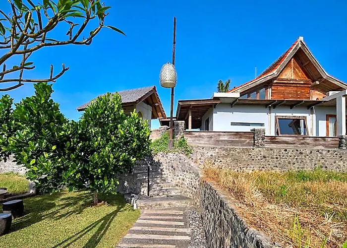 Hotel Castle By The Sea Medahan