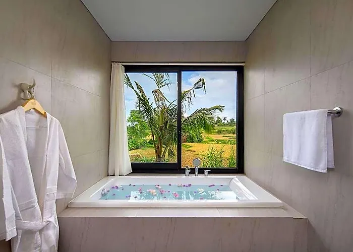 Hotel Castle By The Sea 4*
